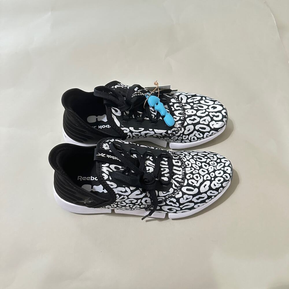 👉 Reebok Women's   Athletic Leisure Loisirs Sportifs DailyFit DMX Sneakers…